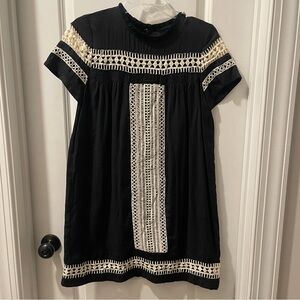 Dee Elle Boho Black Cream Fringed Collar Cut Out Details Shift Dress